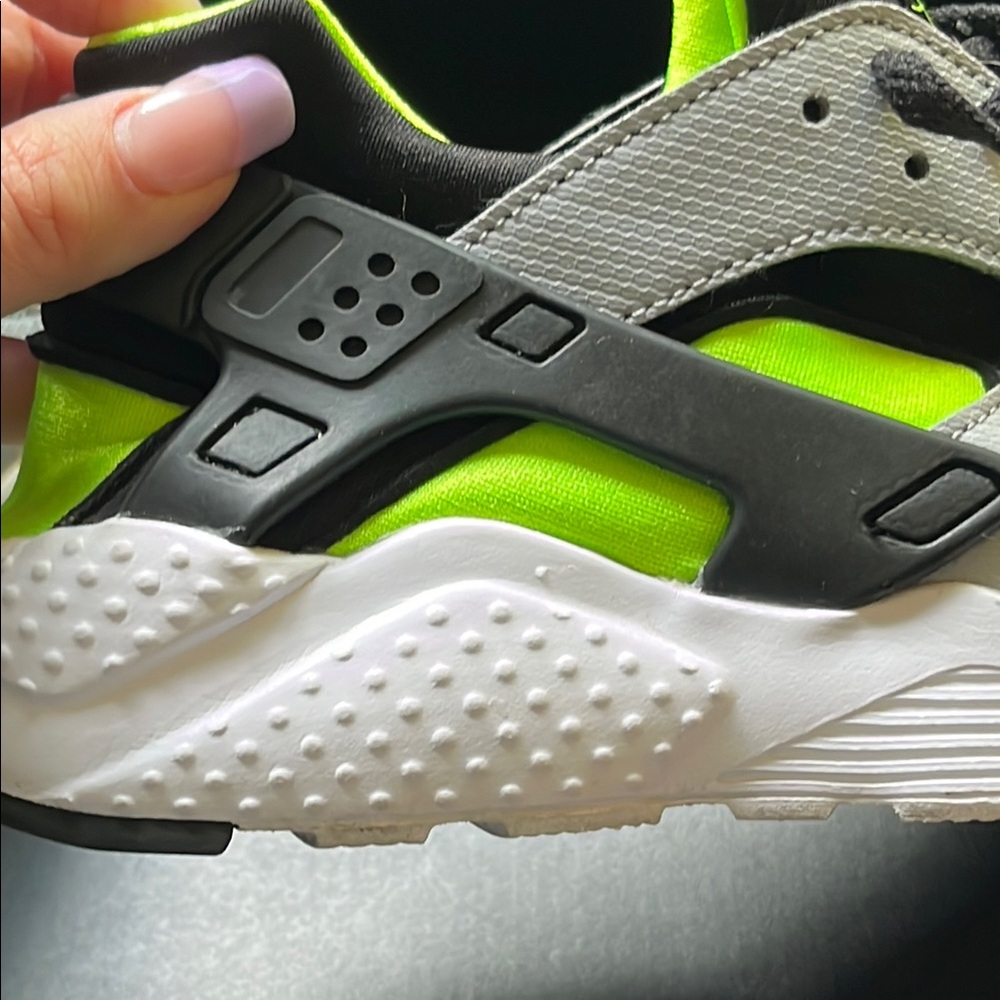 LAST CHANCE Nike Huarache sneakers - Picture 9 of 16